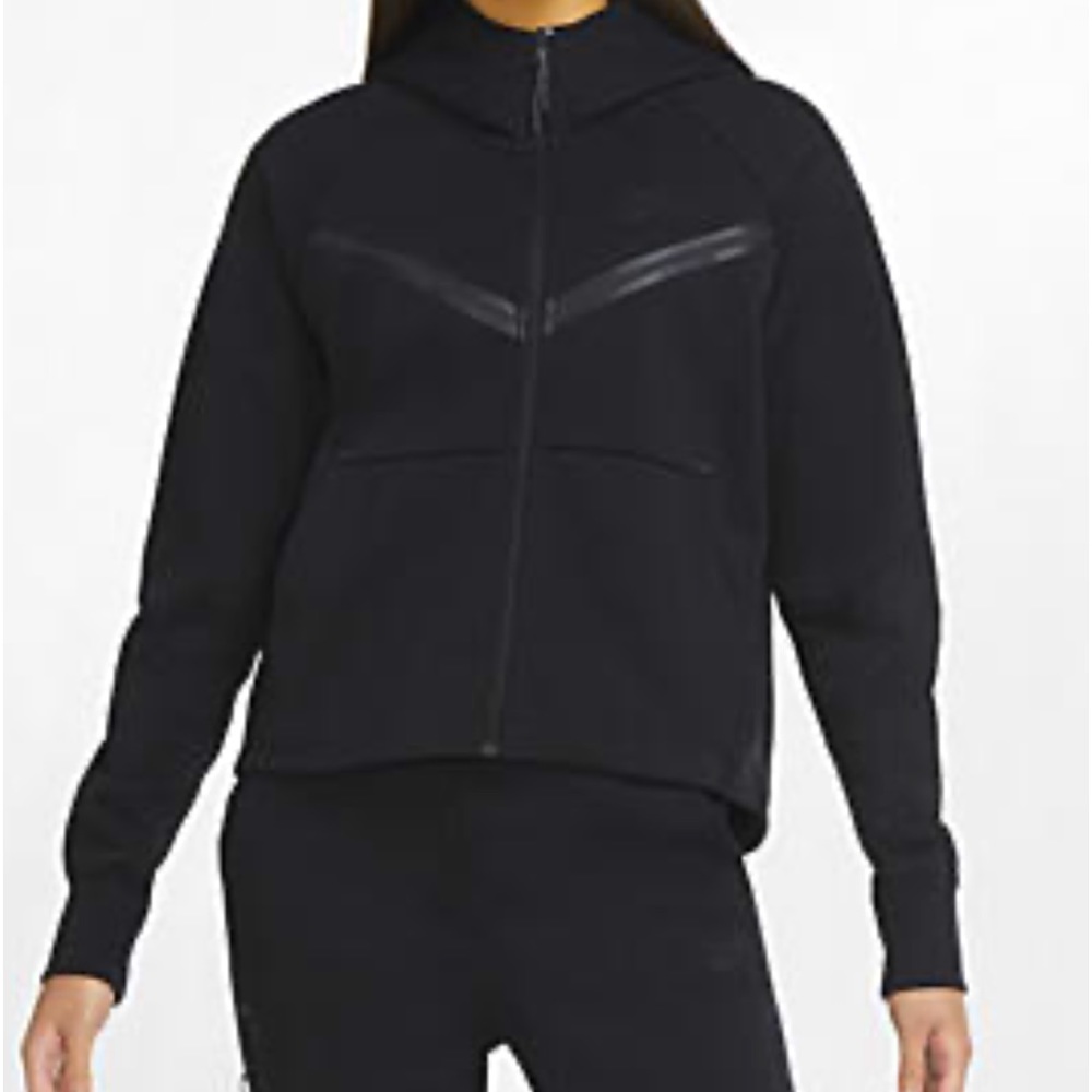 BRAND NEWNike Sportswear Tech Fleece Windrunner
$120.00
Women's Full-Zip Hoodie